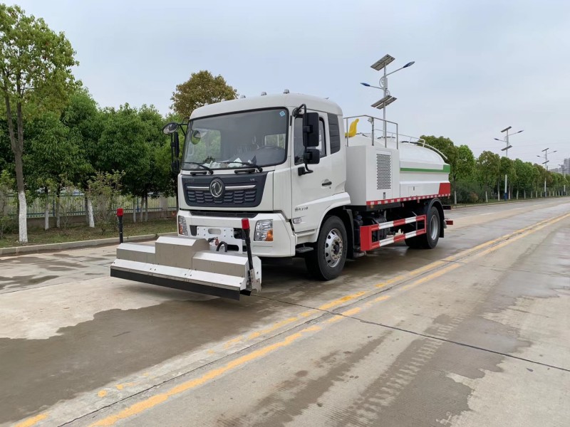 東風天錦（jǐn）   路麵養護車